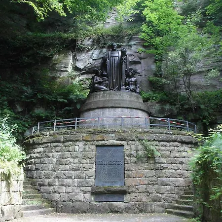 Haus Ferienromantik 度假居 皮尔纳